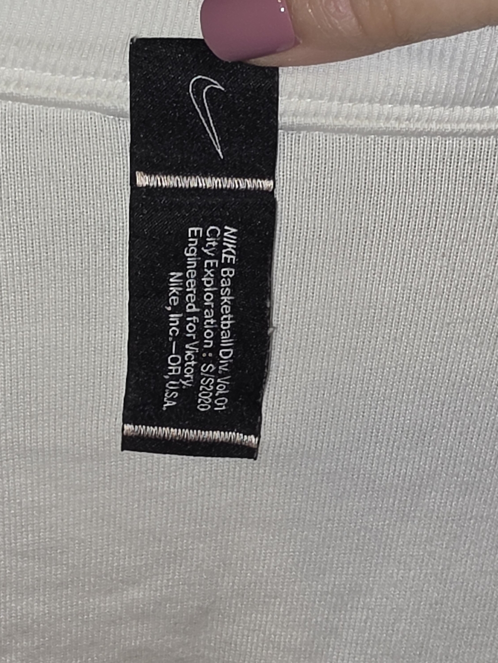 Nike Kids White T-Shirt with Textured Basketball Logo - Picture 3 of 4
